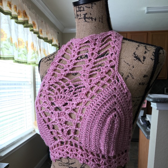 🦋🌺  HANDMADE CROCHET TOP - Picture 1 of 1
